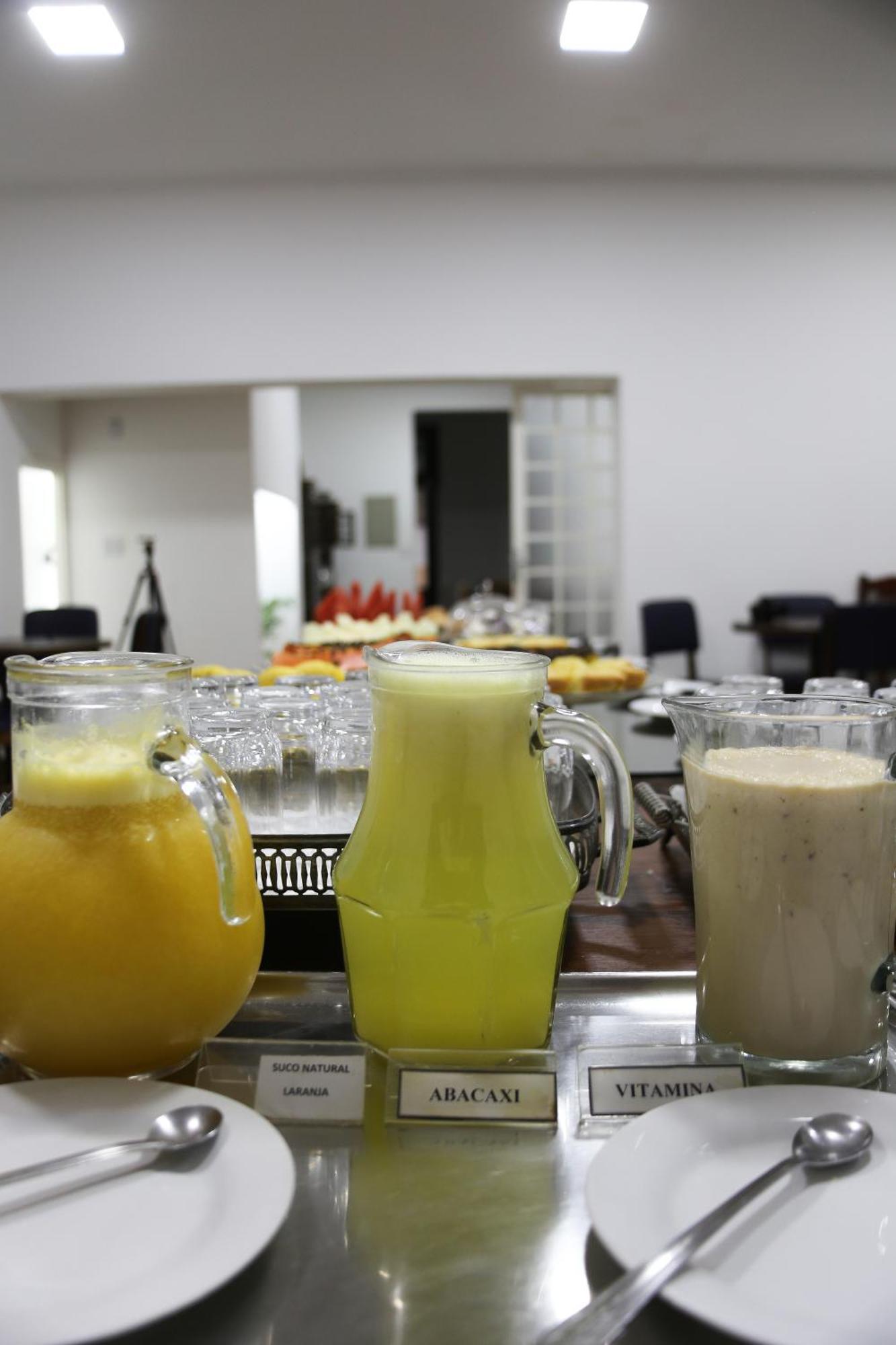 Pousada Agua Eterna - Proximo Ao Museu De Cera, Hot Beach E Thermas Dos Laranjais Olímpia Eksteriør billede
