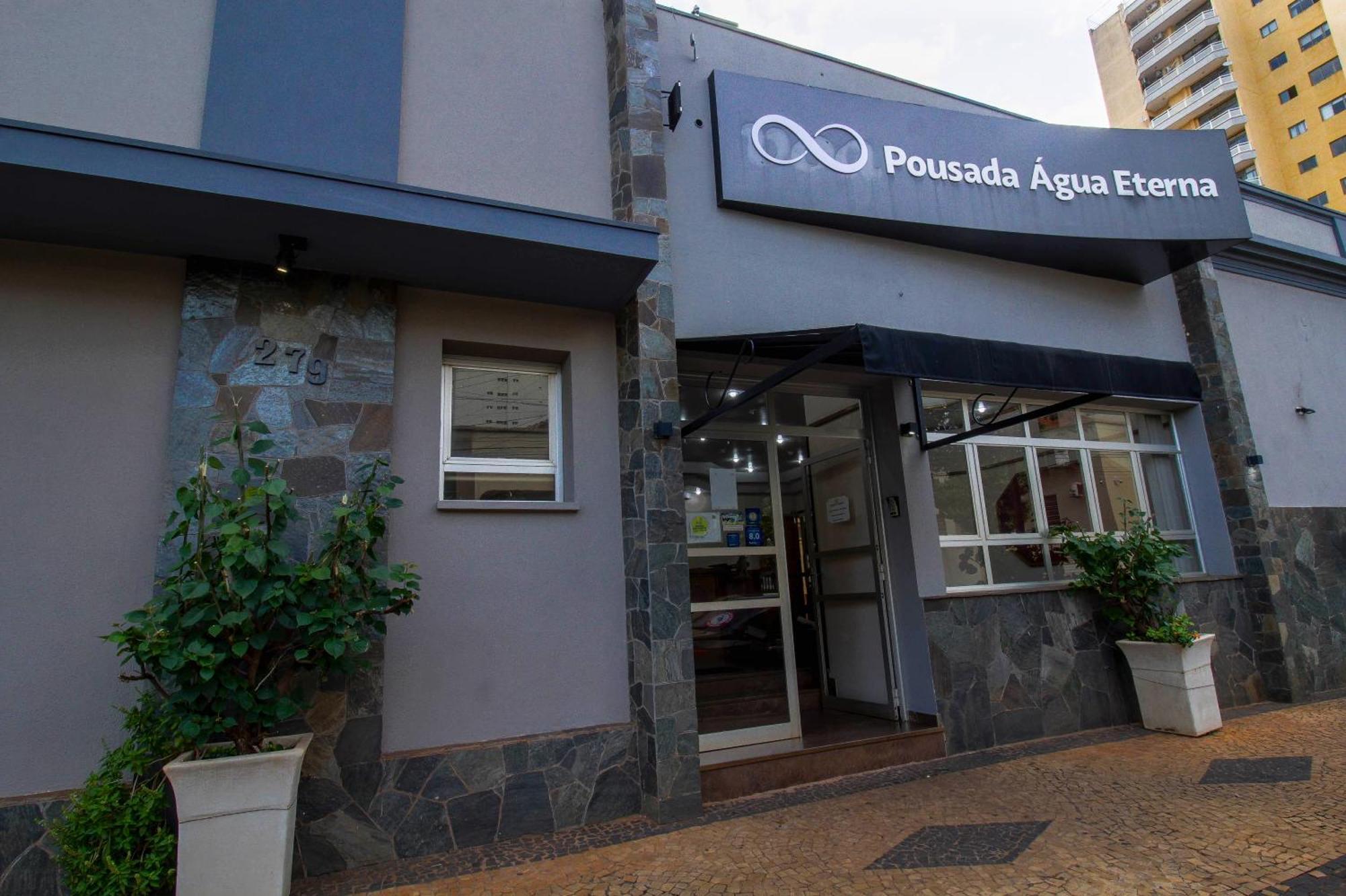Pousada Agua Eterna - Proximo Ao Museu De Cera, Hot Beach E Thermas Dos Laranjais Olímpia Eksteriør billede